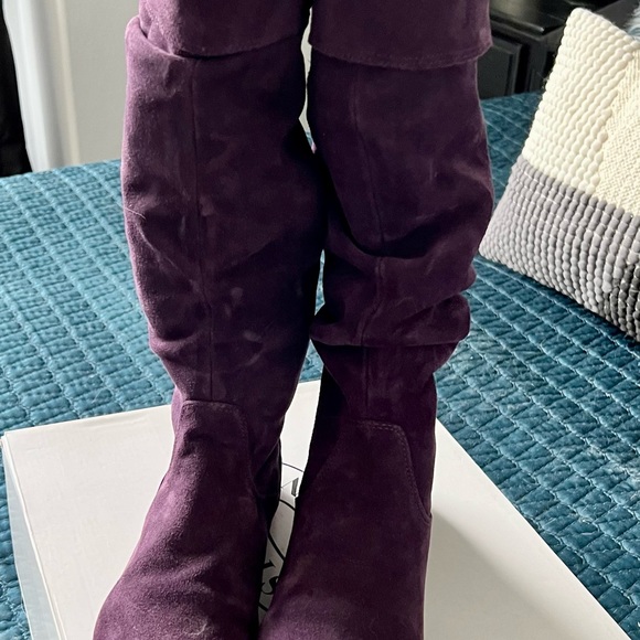 Steve Madden 💜 Tianna Suede Slouch Boots - Picture 3 of 6